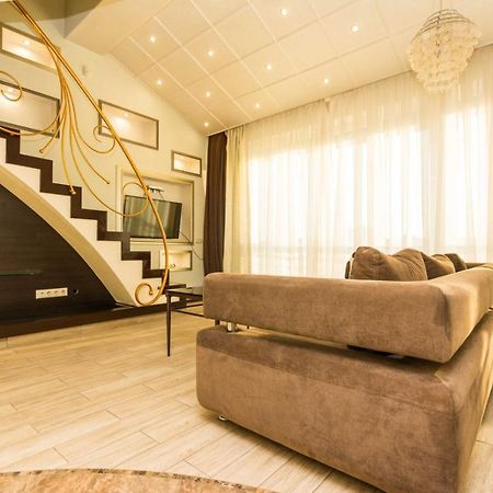 Wonderful Penthouse In Centr Of Chisinau Apartment Bagian luar foto