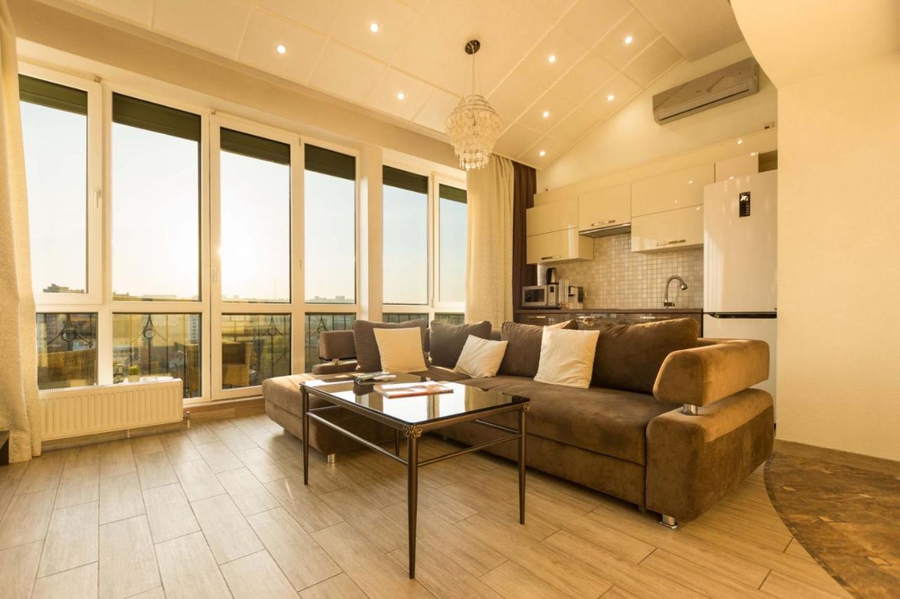 Wonderful Penthouse In Centr Of Chisinau Apartment Bagian luar foto
