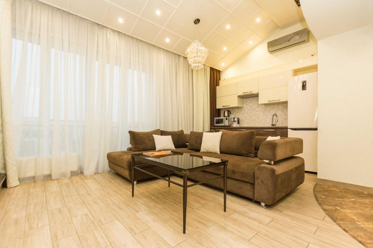 Wonderful Penthouse In Centr Of Chisinau Apartment Bagian luar foto