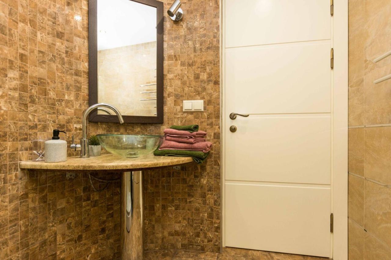 Wonderful Penthouse In Centr Of Chisinau Apartment Bagian luar foto